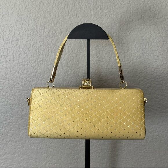 Vintage Yellow Gold Quilted Pattern Clutch Bag - Picture 3 of 9